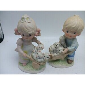 Vintage Homco Porcelain Winter Figurines #1402 Boy Girl Puppies Kittens